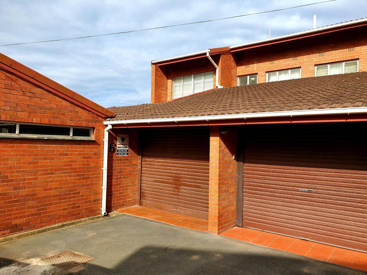 Dolphin View Self Catering Apartment Scottburgh
