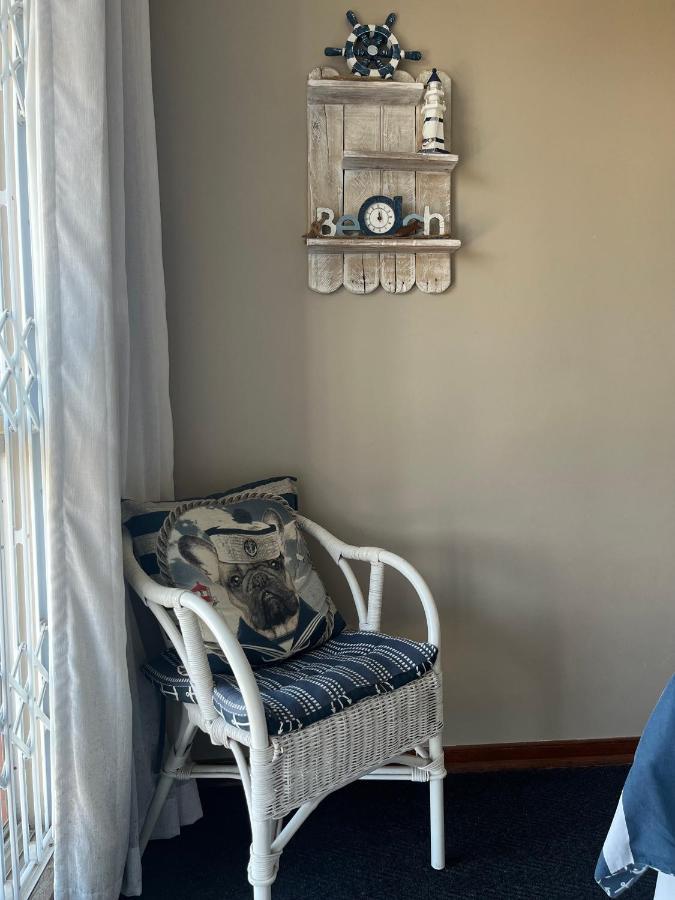Dolphin View Self Catering *